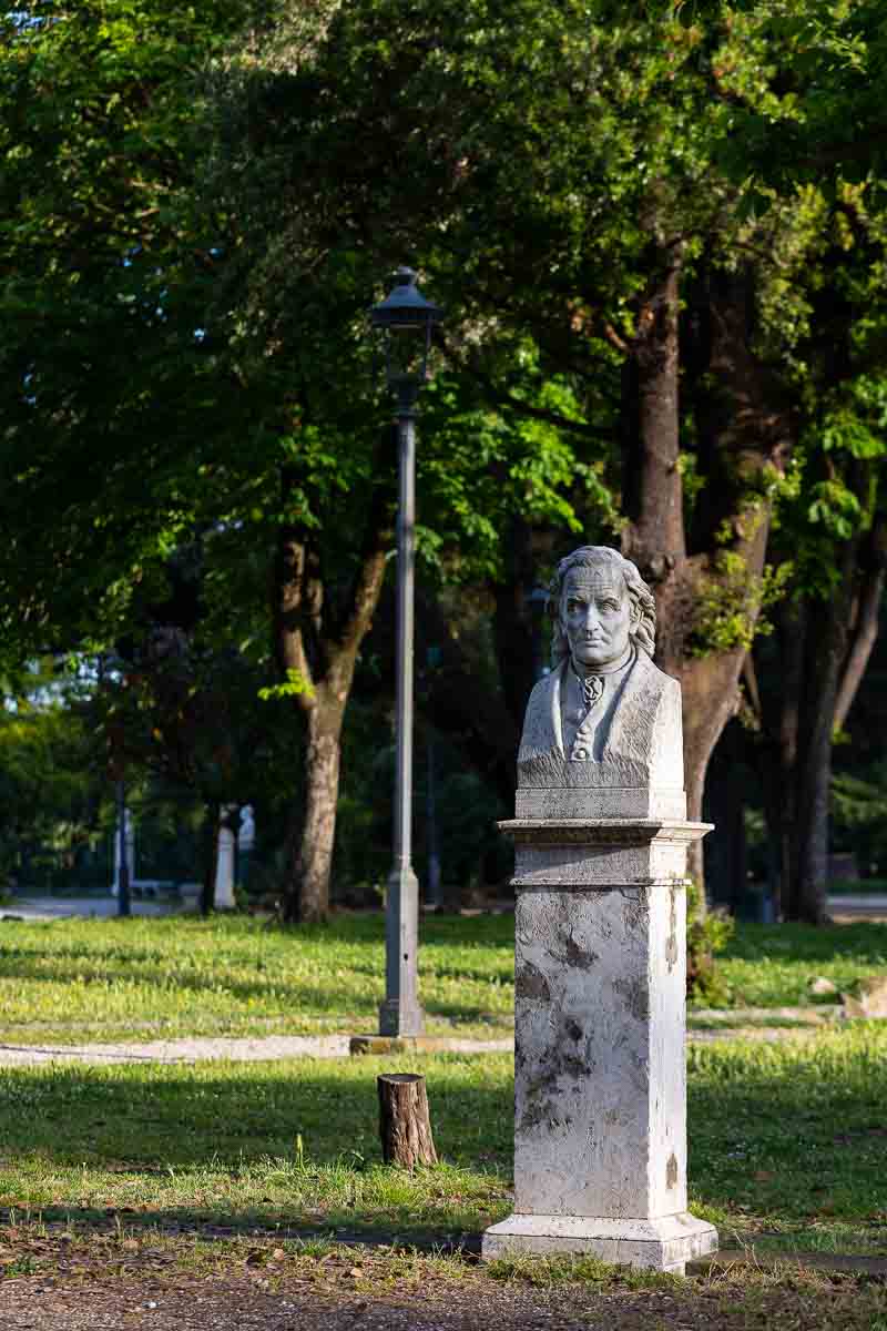 Bust statue photographed at the Villa Borghese park 