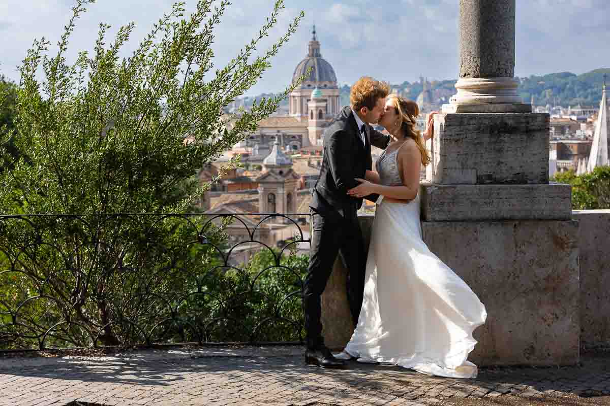 Rome wedding photography and videography taken at the Pincio terrace outlook