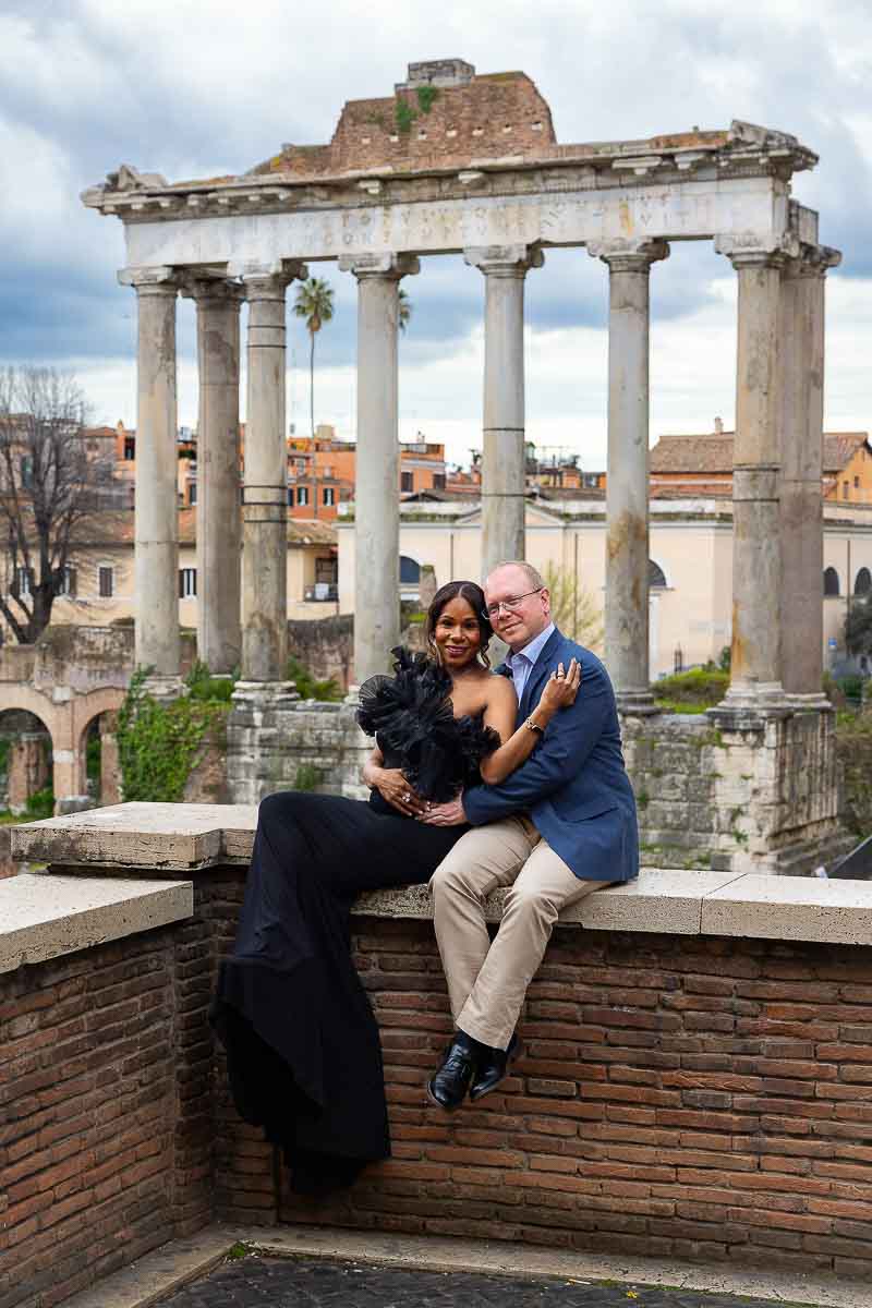 Close up photography picture of a maternity shoot by the Roman Forum in Italy 